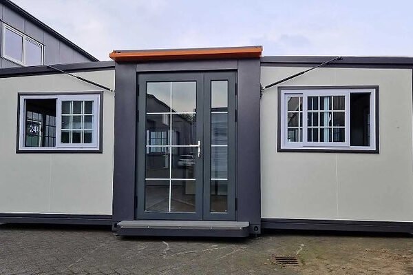 photo du produit Tiny House Mobile Deluxe 2023 – Résidence Compacte