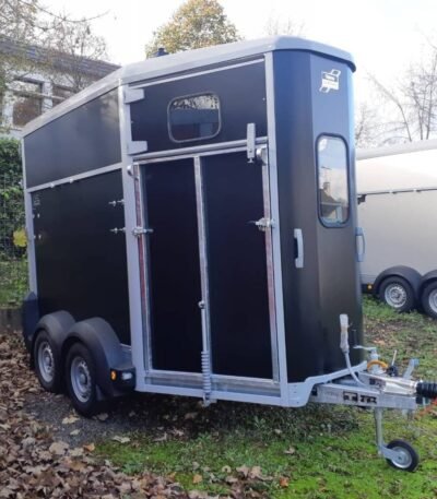 photo du produit Van Cheval Ifor Williams HB 506 Confort – Transport Sécurisé