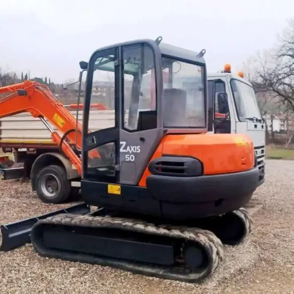 photo du produit Mini Pelle Airman Hitachi Zx50 – Occasion