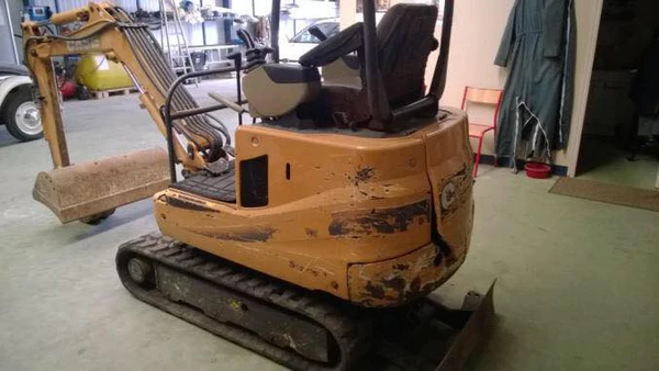 photo du produit CASE CX 15 B d’Occasion (2008) – Mini-Pelle 1,48T + 3 Godets