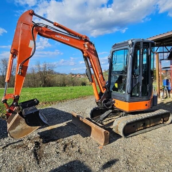 photo du produit Hitachi ZX35U-2 d’Occasion (2007) – Mini-Pelle 3,5T Équipée