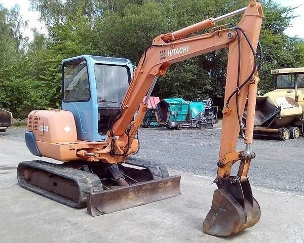 photo du produit Hitachi EX 40 d’Occasion (2000) – Mini-Pelle 4,1T avec 3 Godets