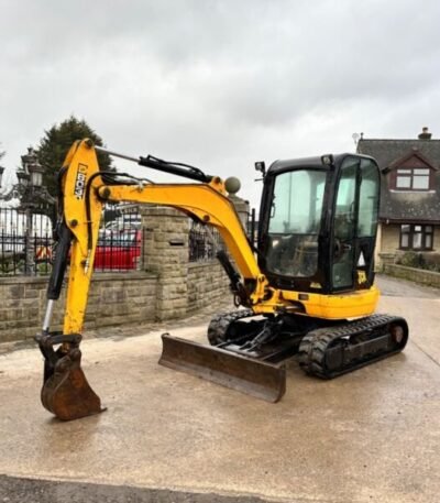 photo du produit Mini Pelle JCB 8030 ZTS (2012) – 2,8T + Équipements
