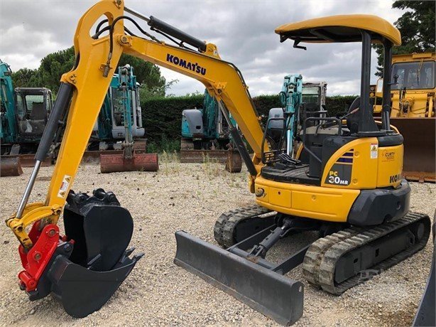 KOMATSU-PC30MR-12.jpeg photo du produit Komatsu PC30MR (2008) – Mini Pelle 3,29T, 3810 Heures, 3 Godets
