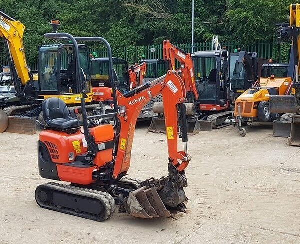 photo du produit Kubota K008-3 (2021) – Mini Pelle 0,98T, 700 Heures, 3 Godets