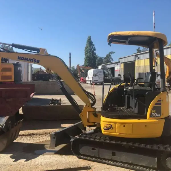 photo du produit Mini Pelle Komatsu PC30MR-2 – 2008 3T occasion
