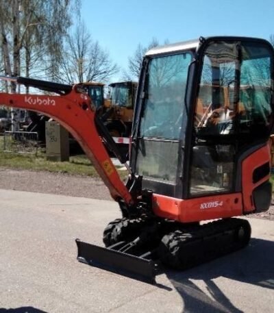 photo du produit Kubota KX 015-4 (2015) – 1,5T, 3880 Heures, 3 Godets, Bon État