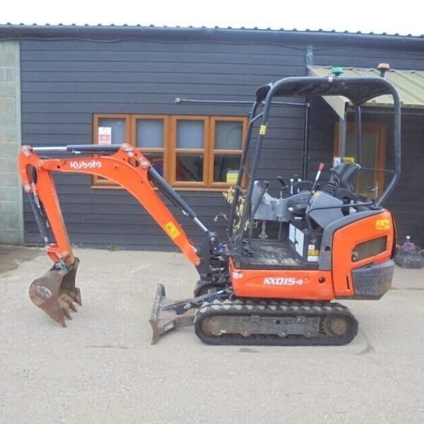 photo du produit Kubota KX 015-4 (2018) – 1,5T, 1394 Heures, 3 Godets, Excellente Condition