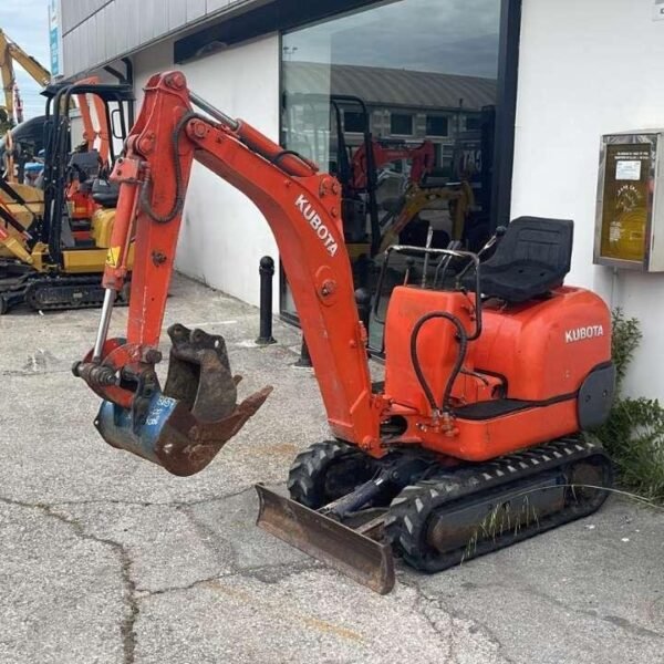 photo du produit Kubota KX 08 – 1994 – 8T – 2700h – 3 Godets