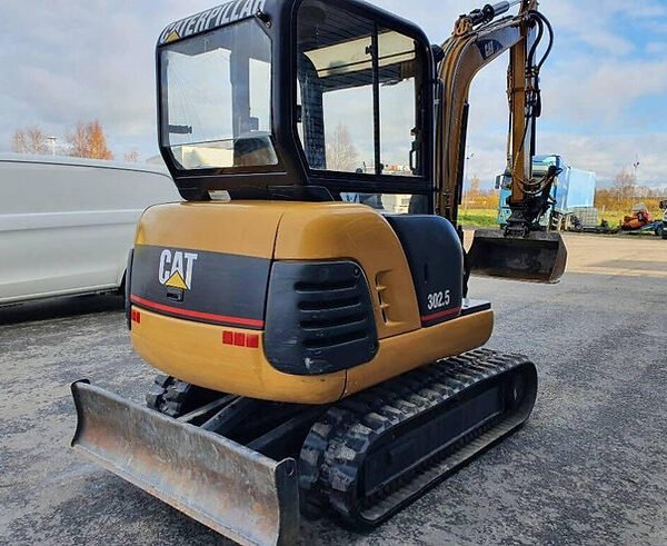 photo du produit Mini Pelle Caterpillar 302.5 2002 occasion